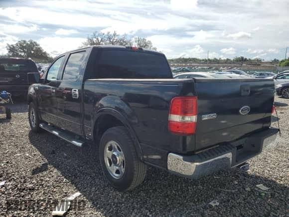 2005 Ford F-150 XLT z VIN 1FTPW12555KE74081, wystawiony jako Copart lot #71726715 z przebiegiem 206 527 mil mil oraz Czysty tytuł • Clean title. Historia ofert i sprzedaży dostępna na DreamBid. Obrazek 2.