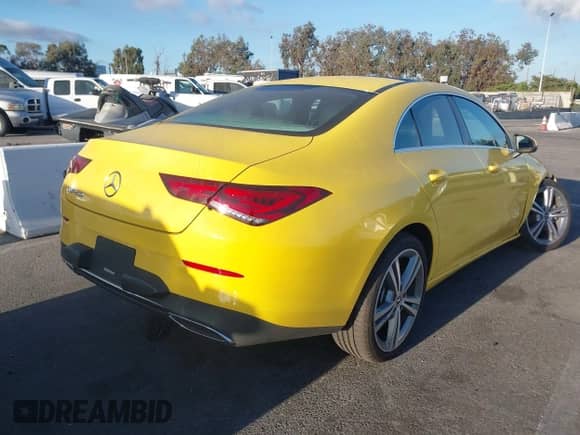 2020 Mercedes-Benz CLA 250 с VIN WDD5J4GB5LN037303, выставлен на аукционе IAAI как лот 43182029 с пробегом 69 859 миль миль и . История ставок и продаж доступна на DreamBid. Изображение 4.