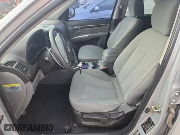 2010 Hyundai Santa Fe GLS z VIN 5NMSGDAB0AH366652, wystawiony jako Copart lot #82226165 z przebiegiem 137 406 mil mil oraz Czysty tytuł • Clean title. Historia ofert i sprzedaży dostępna na DreamBid. Obrazek 7.