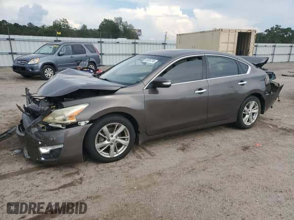 2015 Nissan Altima S with VIN 1N4AL3AP8FN364533, listed as a Copart auction lot 69095795 with 173,561 mi miles and Salvage title. Bid and sale history available at DreamBid. Image 1.
