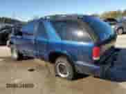 2000 Chevrolet Blazer LS с VIN 1GNCS18W1YK133766, выставлен на аукционе Copart как лот 76567944 с пробегом 289 839 миль миль и На запчасти • Non repairable. История ставок и продаж доступна на DreamBid. Изображение 2.