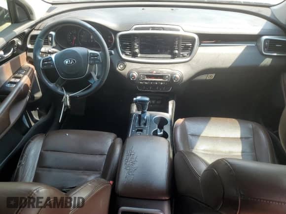 2019 Kia Sorento SX with VIN 5XYPK4A59KG495046, listed as a Copart auction lot 68524495 with 181,597 mi miles and Salvage title. Bid and sale history available at DreamBid. Image 8.