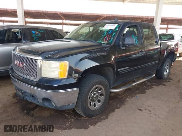 2007 GMC Sierra 1500 SLE1 z VIN 3GTEC13C47G526484, wystawiony jako IAAI lot #41693505 z przebiegiem 190 990 mil mil oraz . Historia ofert i sprzedaży dostępna na DreamBid. Obrazek 2.