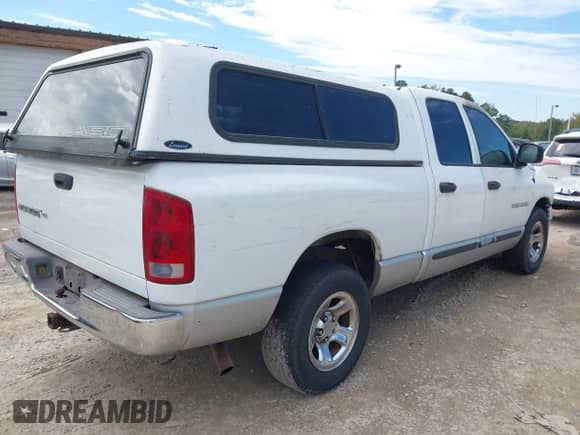 2002 Dodge 1500 z VIN 1D7HA18N42S565595, wystawiony jako IAAI lot #43351259 z przebiegiem Nie podano mil oraz . Historia ofert i sprzedaży dostępna na DreamBid. Obrazek 4.