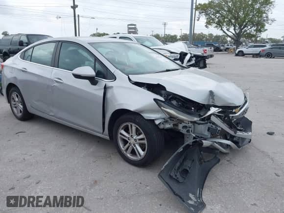 2017 Chevrolet Cruze LT с VIN 1G1BE5SM1H7105312, выставлен на аукционе IAAI как лот 41702335 с пробегом 106 237 миль миль и . История ставок и продаж доступна на DreamBid. Изображение 1.