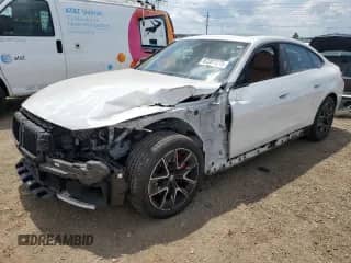 2022 BMW 4 Series M440i xDrive с VIN WBA13AW05NFN09933, выставлен на аукционе Copart как лот 63301375 с пробегом 38 623 миль миль и Списание • Salvage title. История ставок и продаж доступна на DreamBid. Изображение 1.