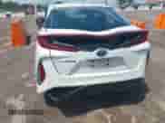 2018 Toyota Prius Plus z VIN JTDKARFP5J3070415, wystawiony jako IAAI lot #42701325 z przebiegiem 77 529 mil mil oraz . Historia ofert i sprzedaży dostępna na DreamBid. Obrazek 17.