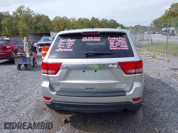 2011 Jeep Grand Cherokee Laredo с VIN 1J4RR4GG8BC610344, выставлен на аукционе IAAI как лот 43310210 с пробегом 199 628 миль миль и . История ставок и продаж доступна на DreamBid. Изображение 16.