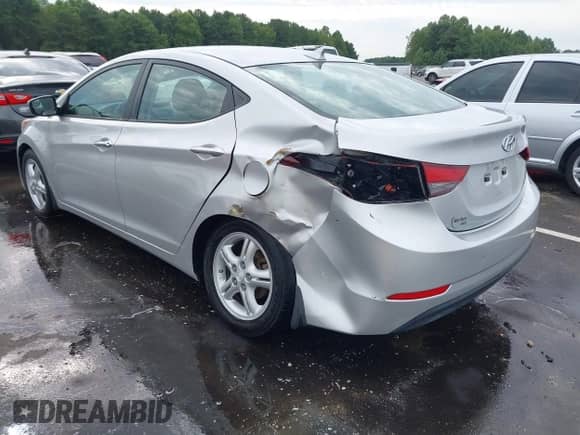 2015 Hyundai Elantra SE с VIN KMHDH4AE4FU279106, выставлен на аукционе IAAI как лот 43072976 с пробегом 57 407 миль миль и . История ставок и продаж доступна на DreamBid. Изображение 3.
