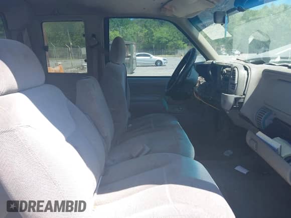 1999 Chevrolet Silverado 1500 with VIN 1GCEC19M5XR124635, listed as a IAAI auction lot 42053209 with 256,735 mi miles and . Bid and sale history available at DreamBid. Image 5.