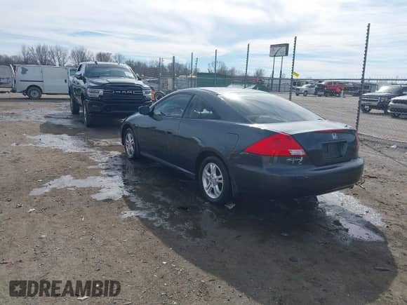 2006 Honda Accord LX with VIN 1HGCM72356A017706, listed as a IAAI auction lot 38691652 with 156,640 mi miles and . Bid and sale history available at DreamBid. Image 3.