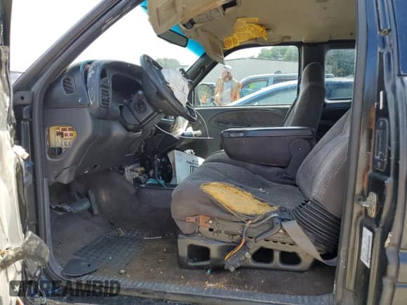 1999 Dodge 1500 с VIN 1B7HF13YXXJ620884, выставлен на аукционе Copart как лот 66782684 с пробегом Не указан миль и Списание • Salvage title. История ставок и продаж доступна на DreamBid. Изображение 7.