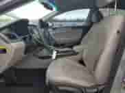 2015 Hyundai Sonata SE с VIN 5NPE24AF1FH024491, выставлен на аукционе Copart как лот 82423485 с пробегом 144 556 миль миль и Списание • Salvage title. История ставок и продаж доступна на DreamBid. Изображение 7.