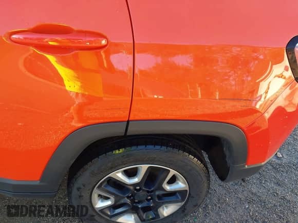 2018 Jeep Compass Trailhawk с VIN 3C4NJDDB3JT356310, выставлен на аукционе IAAI как лот 43358093 с пробегом 100 479 миль миль и . История ставок и продаж доступна на DreamBid. Изображение 18.