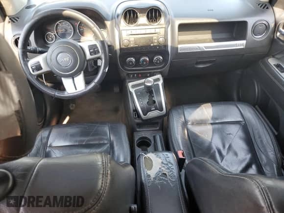 2015 Jeep Compass High Altitude with VIN 1C4NJCEA2FD335543, listed as a Copart auction lot 63681255 with 166,050 mi miles and Clean title. Bid and sale history available at DreamBid. Image 8.