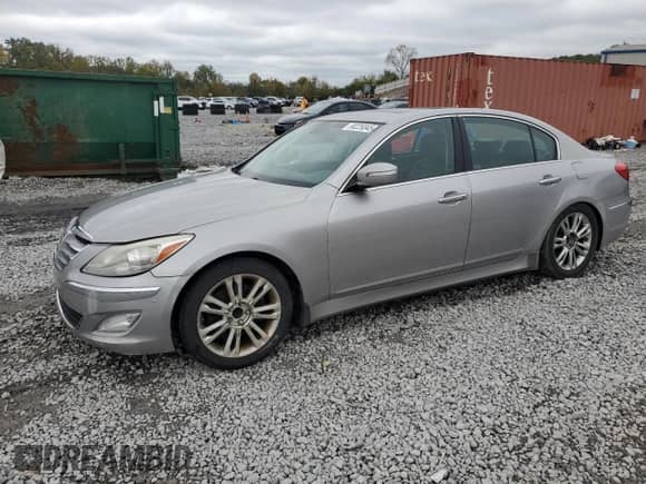 2013 Hyundai Genesis 3.8L с VIN KMHGC4DD9DU247926, выставлен на аукционе Copart как лот 90229345 с пробегом 218 120 миль миль и Списание • Salvage title. История ставок и продаж доступна на DreamBid. Изображение 1.