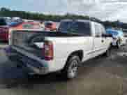 2000 GMC Sierra 1500 SLE with VIN 2GTEC19T3Y1113859, listed as a Copart auction lot 75319944 with 303,844 mi miles and Salvage title. Bid and sale history available at DreamBid. Image 3.