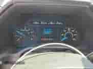 2017 Ford F-150 XL z VIN 1FTMF1C87HKC44302, wystawiony jako Copart lot #80353425 z przebiegiem 82 257 mil mil oraz Szkoda całkowita • Salvage title. Historia ofert i sprzedaży dostępna na DreamBid. Obrazek 9.