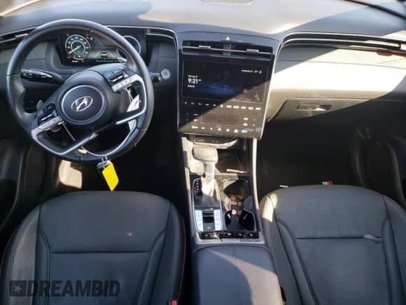 2023 Hyundai Santa Cruz Limited z VIN 5NTJEDAF8PH051521, wystawiony jako Copart lot #70470875 z przebiegiem 24 573 mil mil oraz Szkoda całkowita • Salvage title. Historia ofert i sprzedaży dostępna na DreamBid. Obrazek 8.