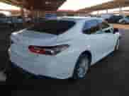 2023 Toyota Camry LE z VIN 4T1R11AK2PU138860, wystawiony jako IAAI lot #43374519 z przebiegiem 56 208 mil mil oraz . Historia ofert i sprzedaży dostępna na DreamBid. Obrazek 4.