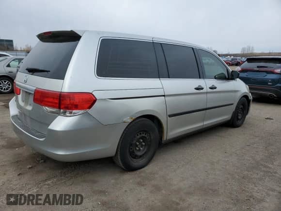 2009 Honda Odyssey z VIN 5FNRL38139B500939, wystawiony jako Copart lot #52079215 z przebiegiem 217 072 mil mil oraz Czysty tytuł • Clean title. Historia ofert i sprzedaży dostępna na DreamBid. Obrazek 3.