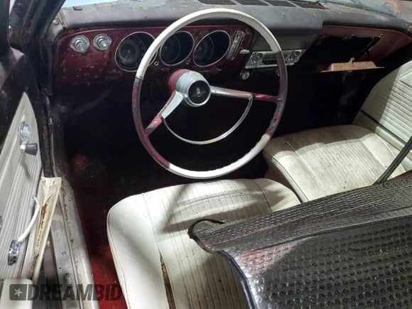 1965 Chevrolet Corvair с VIN NOVINPLATE0001111, выставлен на аукционе Copart как лот 77682584 с пробегом 62 277 миль миль и На запчасти • Non repairable. История ставок и продаж доступна на DreamBid. Изображение 8.