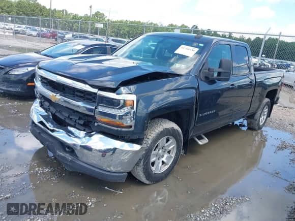 2019 Chevrolet Silverado 1500 LT z VIN 2GCVKPEC0K1106550, wystawiony jako IAAI lot #42768386 z przebiegiem 67 788 mil mil oraz . Historia ofert i sprzedaży dostępna na DreamBid. Obrazek 17.