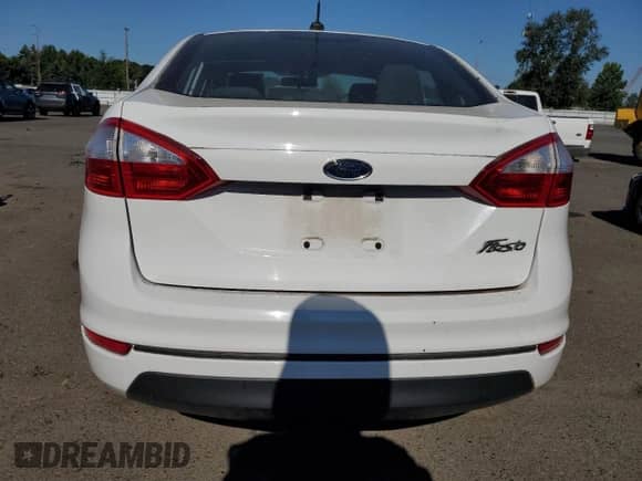 2014 Ford Fiesta S z VIN 3FADP4AJ1EM171961, wystawiony jako Copart lot #65977315 z przebiegiem 29 057 mil mil oraz Szkoda całkowita • Salvage title. Historia ofert i sprzedaży dostępna na DreamBid. Obrazek 6.
