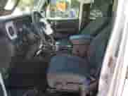 2025 Jeep Wrangler Sahara с VIN 1C4PJXEN8SW606557, выставлен на аукционе Copart как лот 86080375 с пробегом 4 674 миль миль и Чистый • Clean title. История ставок и продаж доступна на DreamBid. Изображение 7.