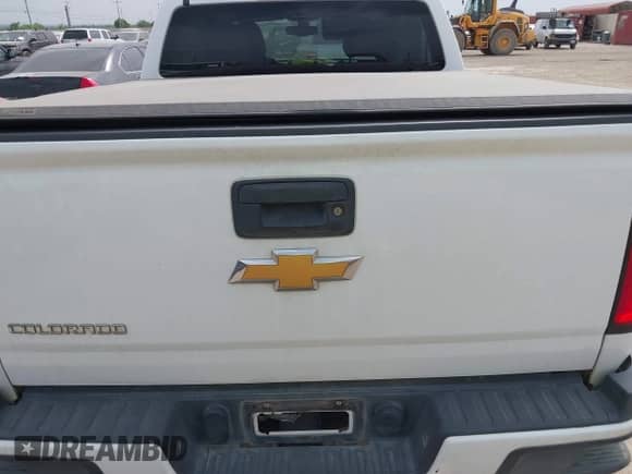 2017 Chevrolet Colorado 2WD WT with VIN 1GCGSBEA4H1176951, listed as a IAAI auction lot 42076247 with 70,951 mi miles and . Bid and sale history available at DreamBid. Image 16.