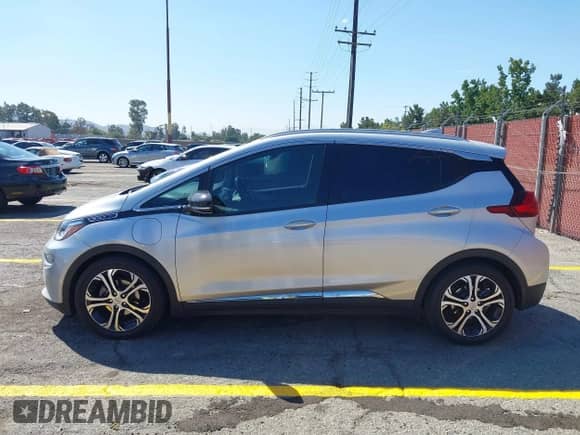 2020 Chevrolet Bolt EV Premier с VIN 1G1FZ6S03L4131560, выставлен на аукционе IAAI как лот 43225465 с пробегом 37 847 миль миль и . История ставок и продаж доступна на DreamBid. Изображение 14.