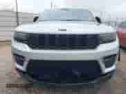 2024 Jeep Grand Cherokee Altitude z VIN 1C4RJHAG9RC109065, wystawiony jako IAAI lot #43547039 z przebiegiem 53 262 mil mil oraz . Historia ofert i sprzedaży dostępna na DreamBid. Obrazek 6.