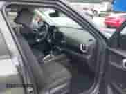 2023 Hyundai Venue Limited с VIN KMHRC8A36PU262173, выставлен на аукционе IAAI как лот 42924616 с пробегом 22 772 миль миль и . История ставок и продаж доступна на DreamBid. Изображение 5.