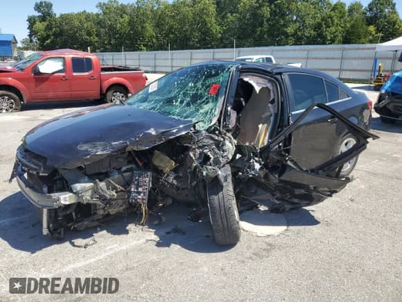 2016 Chevrolet Cruze LT z VIN 1G1PE5SBXG7166936, wystawiony jako Copart lot #70285805 z przebiegiem Nie podano mil oraz Szkoda całkowita • Salvage title. Historia ofert i sprzedaży dostępna na DreamBid. Obrazek 1.