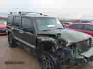 2006 Jeep Commander Limited z VIN 1J8HH58N26C319442, wystawiony jako IAAI lot #41535476 z przebiegiem 165 888 mil mil oraz . Historia ofert i sprzedaży dostępna na DreamBid. Obrazek 1.