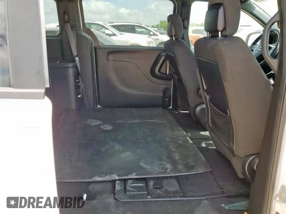 2020 Dodge Grand Caravan SE Plus with VIN 2C4RDGBG7LR255754, listed as a Copart auction lot 59168185 with 31,355 mi miles and Salvage title. Bid and sale history available at DreamBid. Image 11.