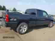 2006 Chevrolet Silverado 1500 LT1 with VIN 1GCEK19V26Z295093, listed as a Copart auction lot 59494755 with 102,382 mi miles and Salvage title. Bid and sale history available at DreamBid. Image 3.