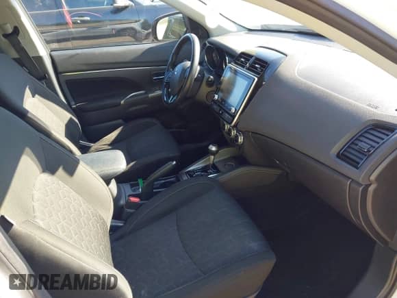 2020 Mitsubishi Outlander SE с VIN JA4AP4AU1LU002386, выставлен на аукционе IAAI как лот 42270125 с пробегом 95 294 миль миль и . История ставок и продаж доступна на DreamBid. Изображение 5.