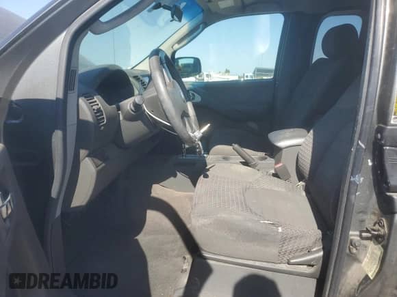 2005 Nissan Frontier SE with VIN 1N6AD06U85C465325, listed as a Copart auction lot 63933605 with 266,550 mi miles and Salvage title. Bid and sale history available at DreamBid. Image 7.