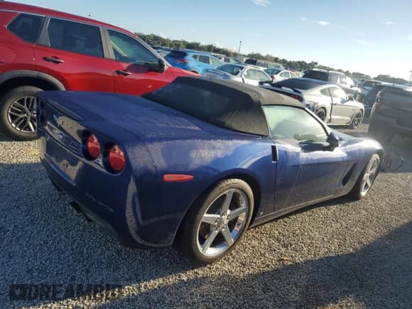 2007 Chevrolet Corvette with VIN 1G1YY36U375102759, listed as a Copart auction lot 74552474 with Not provided miles and Salvage title. Bid and sale history available at DreamBid. Image 3.