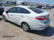 2014 Ford Fiesta SE z VIN 3FADP4BJ3EM163245, wystawiony jako IAAI lot #43133952 z przebiegiem 122 351 mil mil oraz . Historia ofert i sprzedaży dostępna na DreamBid. Obrazek 3.