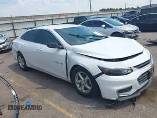 2018 Chevrolet Malibu LS z VIN 1G1ZB5STXJF110115, wystawiony jako IAAI lot #43011343 z przebiegiem 120 051 mil mil oraz . Historia ofert i sprzedaży dostępna na DreamBid. Obrazek 1.