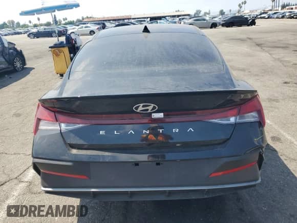 2025 Hyundai Elantra SEL Sport с VIN KMHLM4DGXSU948333, выставлен на аукционе Copart как лот 80760035 с пробегом 11 845 миль миль и Списание • Salvage title. История ставок и продаж доступна на DreamBid. Изображение 6.