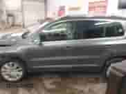 2014 Volkswagen Tiguan S с VIN WVGBV3AX6EW545157, выставлен на аукционе IAAI как лот 42256191 с пробегом 98 361 миль миль и . История ставок и продаж доступна на DreamBid. Изображение 14.