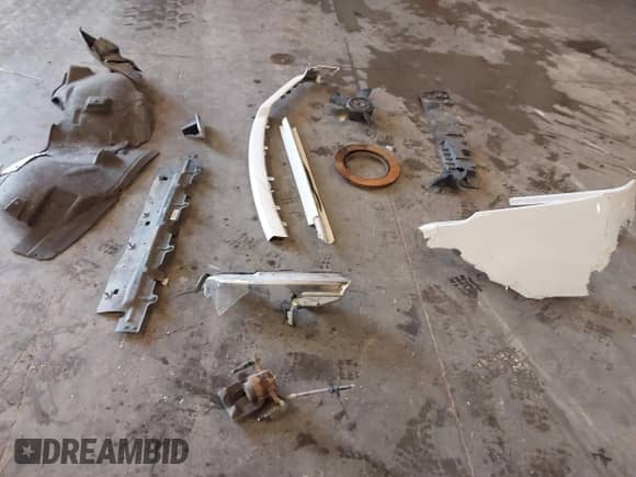 2020 Ford F-150 XL с VIN 1FTFX1E46LKE79282, выставлен на аукционе IAAI как лот 42330418 с пробегом 111 888 миль миль и . История ставок и продаж доступна на DreamBid. Изображение 21.