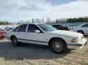 1993 Chevrolet Caprice с VIN 1G1BN5372PW108359, выставлен на аукционе Copart как лот 43176235 с пробегом 189 501 миль миль и Списание • Salvage title. История ставок и продаж доступна на DreamBid. Изображение 4.