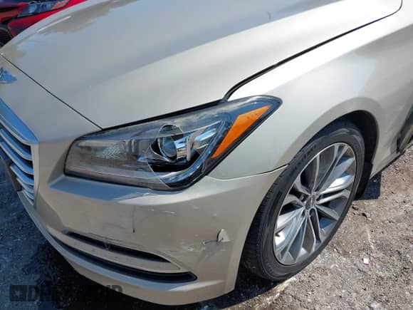 2015 Hyundai Genesis 3.8L с VIN KMHGN4JE1FU033037, выставлен на аукционе IAAI как лот 43267143 с пробегом 156 548 миль миль и . История ставок и продаж доступна на DreamBid. Изображение 6.