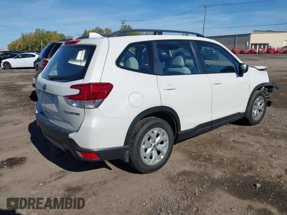 2019 Subaru Forester with VIN JF2SKACCXKH478169, listed as a IAAI auction lot 43424319 with 88,408 mi miles and . Bid and sale history available at DreamBid. Image 4.
