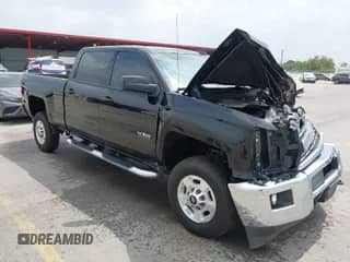 2016 Chevrolet Silverado 2500HD LT z VIN 1GC1KVEG8GF142153, wystawiony jako IAAI lot #41957237 z przebiegiem 74 045 mil mil oraz . Historia ofert i sprzedaży dostępna na DreamBid. Obrazek 1.