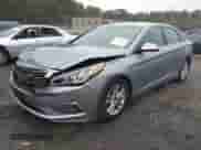 2015 Hyundai Sonata SE with VIN 5NPE24AFXFH164748, listed as a IAAI auction lot 43392570 with 141,807 mi miles and . Bid and sale history available at DreamBid. Image 2.